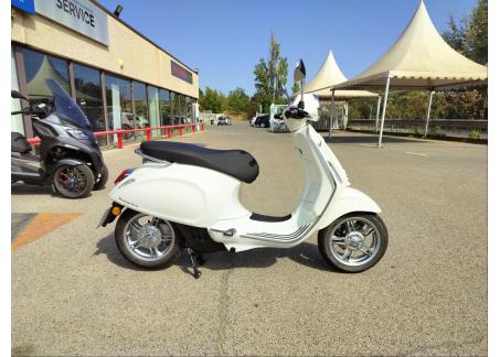 VESPA PRIMAVERA 50 ELETTRICA - Mars 2024