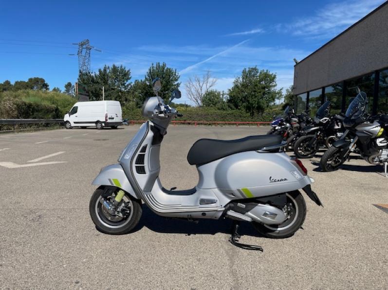 VESPA GTS 125 SUPER TECH E5 - Décembre 2023